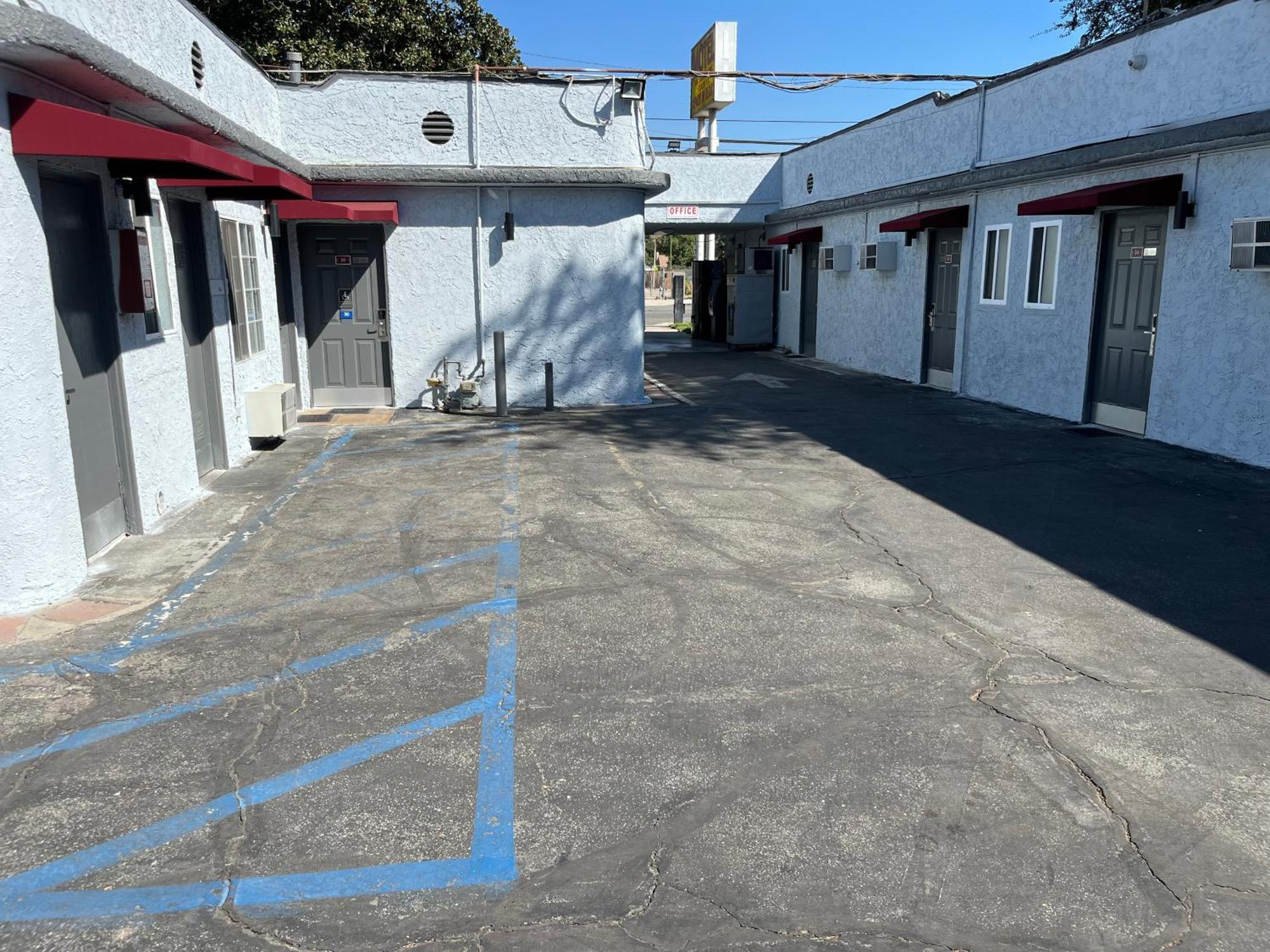 Griffith Park Motel, In Los Angeles Hollywood Area Glendale Esterno foto